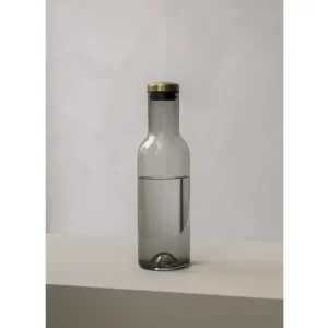 Ověřený Karafa s mosadzným uzáverom Bottle Smoke 1 l