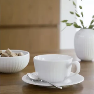 Aktuální Šálka s tanierikom Hammershoi White 2,5 dl