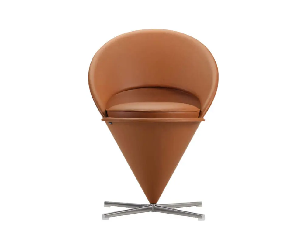 Sleva Křeslo Cone Chair, cognac