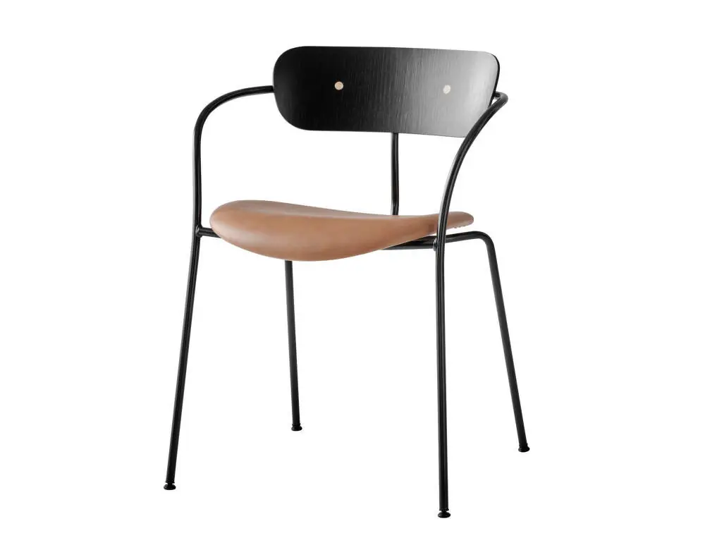 Židle Pavilion AV4, black lacquered oak / cognac Zlevněný