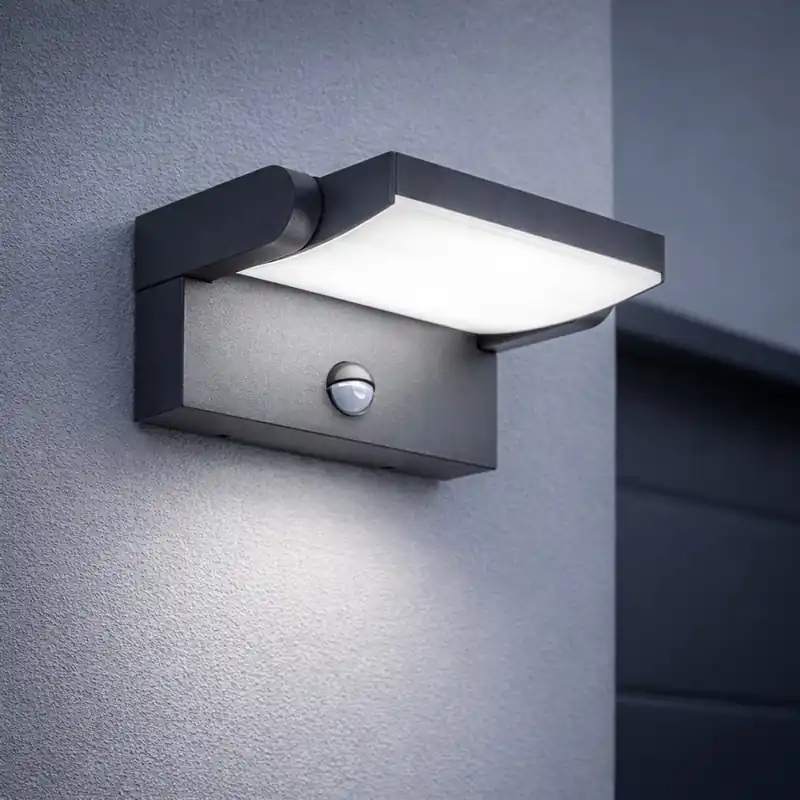 Novinka Brilagi - LED Solární nástěnné svítidlo se senzorem pohybu a soumraku ANKLE LED/10W/3,7V 3000 mAh 4000K IP65 antracit