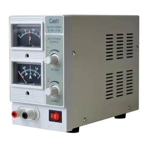 Laboratorní zdroj 1502A 0-15V/0-2A Originální