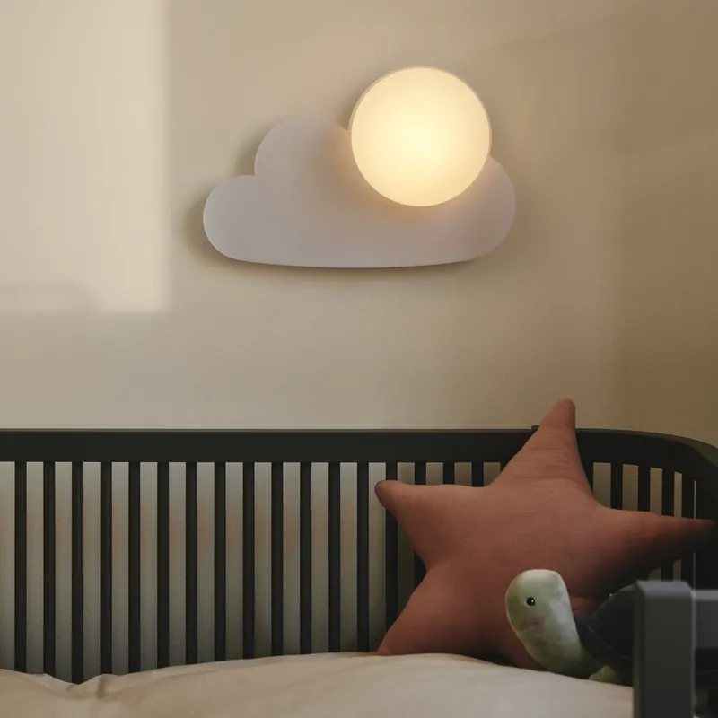 Nordlux Skyku, bílá nástěnná lampa obláček s vypínačem 1xE14, šířka 37cm Tovární Cena